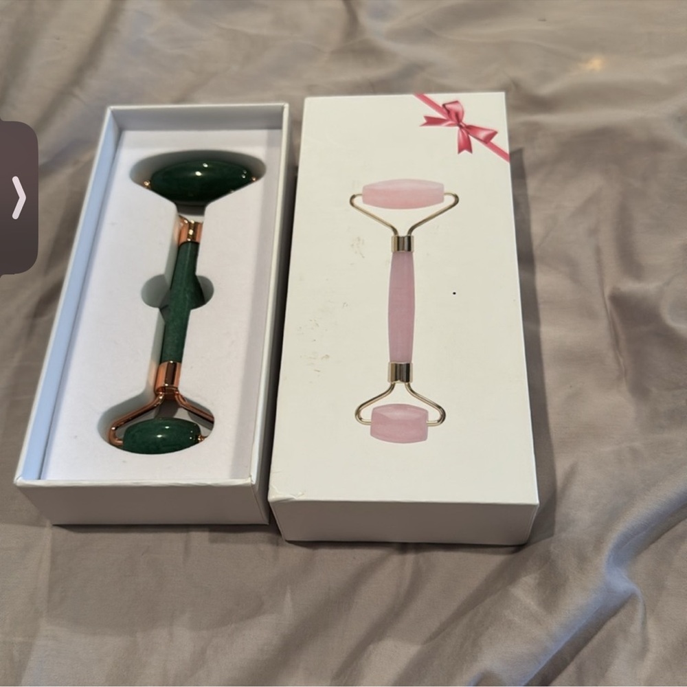 Green and Rose Gold Facial Roller